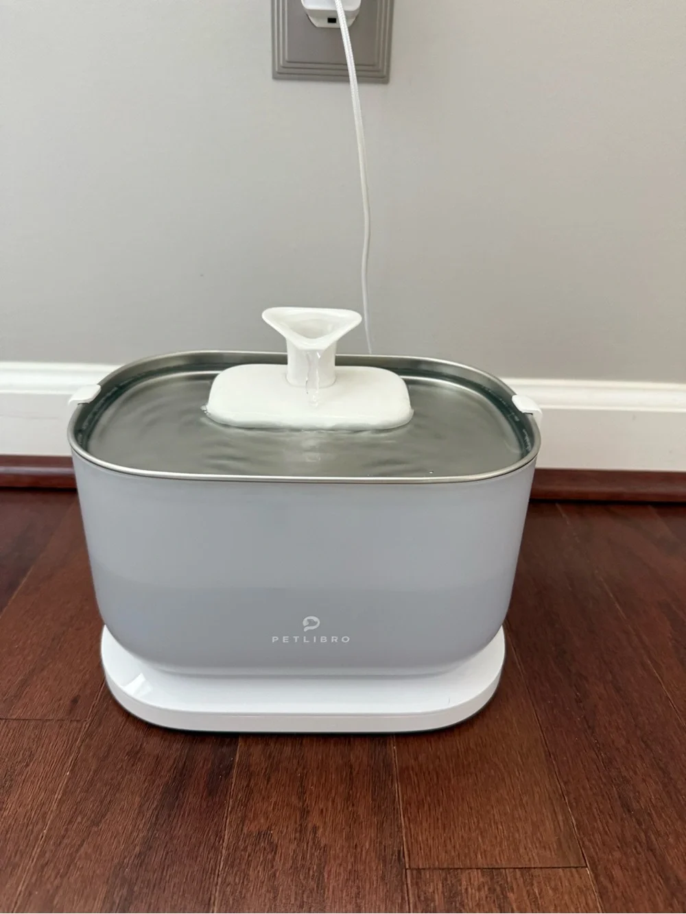 Gray & White Automatic Pet Water Fountain